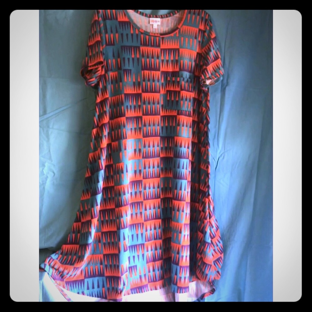 LuLaRoe “Carly” Size Medium 3 FOR $38 Offer